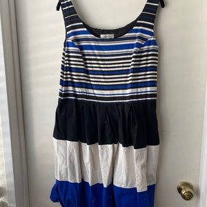A-line blue black and white dress with pockets